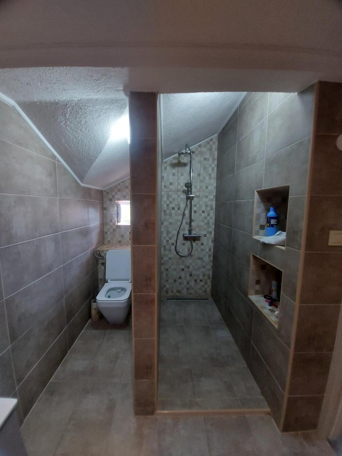 Studios Merdovic Budua Camera foto